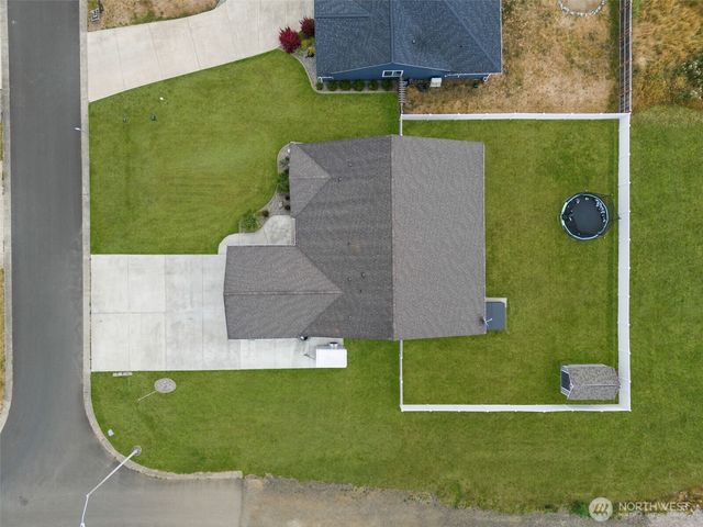 611 Woodside Road, Cosmopolis, WA 98537