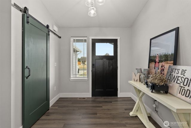 611 Woodside Road, Cosmopolis, WA 98537