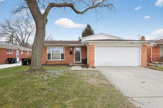 13511 Dixie, Redford Charter Twp, MI 48239
