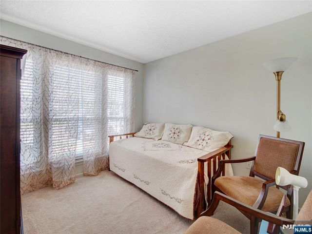 140 Cherry Street, Jersey City, NJ 07305