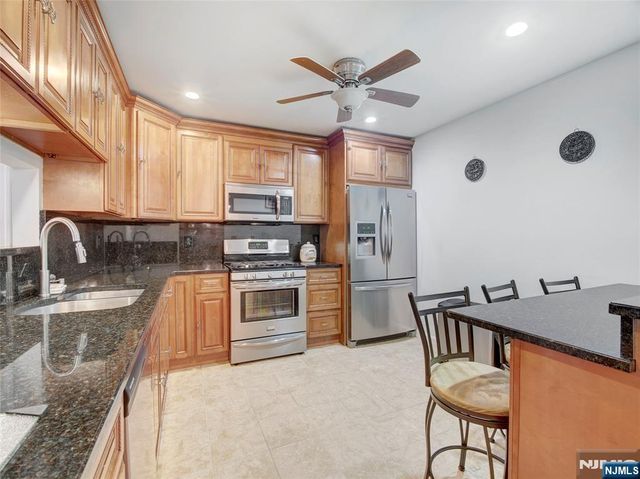 140 Cherry Street, Jersey City, NJ 07305