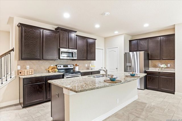 10434 Gazelle Clf, San Antonio, TX 78245