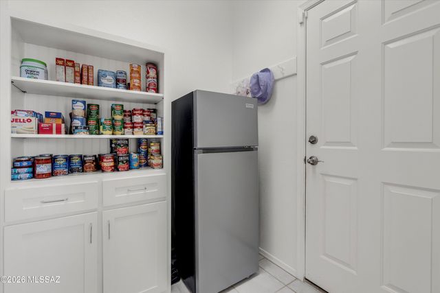 9776 N Sandy Mesa Place, Tucson, AZ 85743