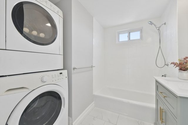 94 Cushing 3, Waltham, MA 02453