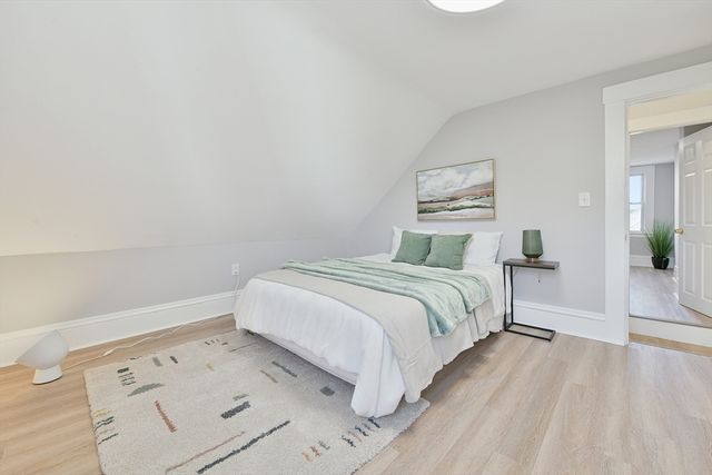 94 Cushing 3, Waltham, MA 02453