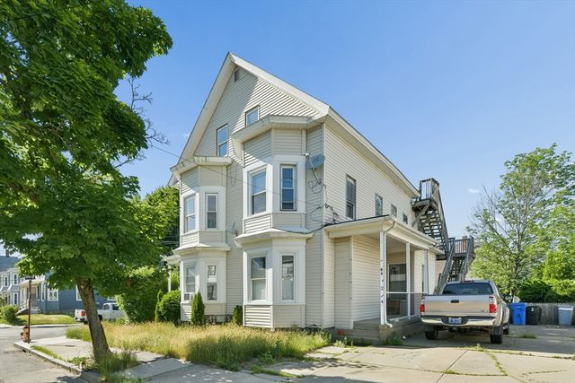 94 Cushing 3, Waltham, MA 02453