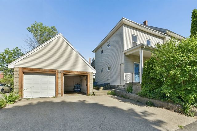 94 Cushing 3, Waltham, MA 02453