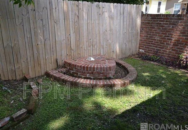 802 S 18th St, Baton Rouge, LA 70802