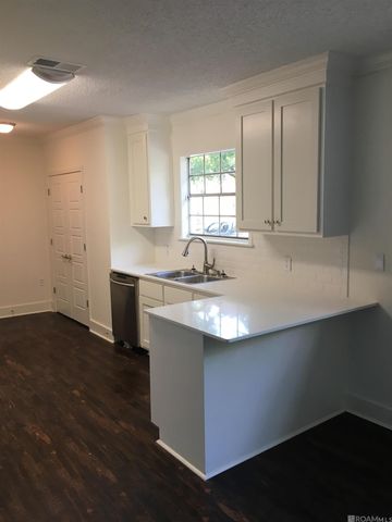 802 S 18th St, Baton Rouge, LA 70802