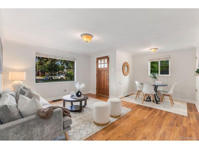 3395 N Oneida St, Denver, CO 80207