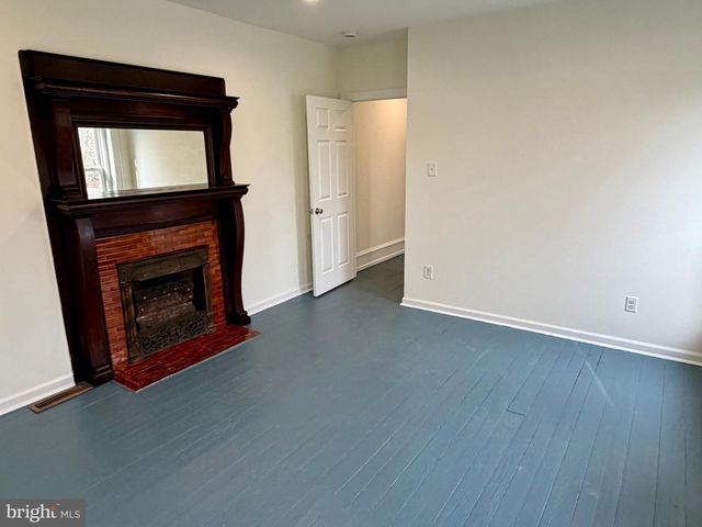 636 N 40TH ST, Philadelphia, PA 19104