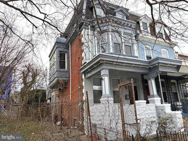 636 N 40TH ST, Philadelphia, PA 19104