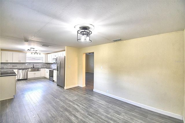 3225 OAKLAND ROAD N, Lakeland, FL 33801