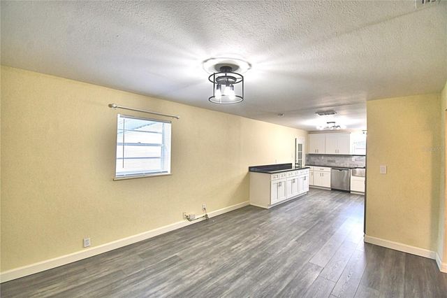 3225 OAKLAND ROAD N, Lakeland, FL 33801