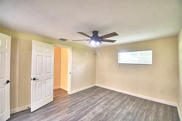 3225 OAKLAND ROAD N, Lakeland, FL 33801