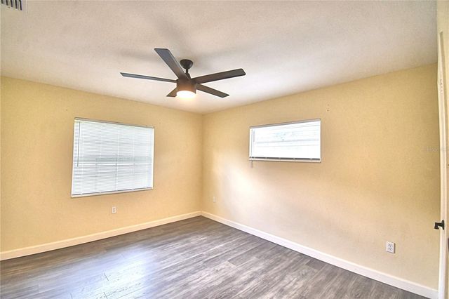 3225 OAKLAND ROAD N, Lakeland, FL 33801