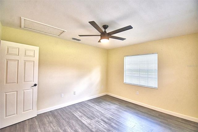 3225 OAKLAND ROAD N, Lakeland, FL 33801