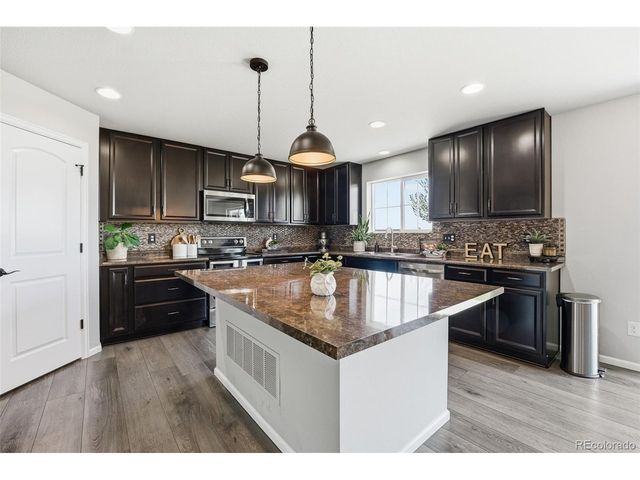 3490 Raintree Ln, Dacono, CO 80514