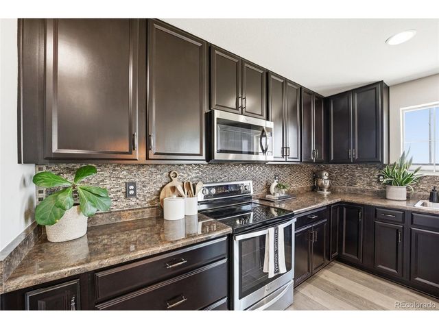 3490 Raintree Ln, Dacono, CO 80514