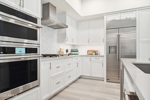 5250 E DEER VALLEY Drive 342, Phoenix, AZ 85054