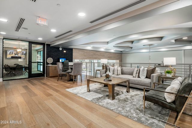 5250 E DEER VALLEY Drive 342, Phoenix, AZ 85054