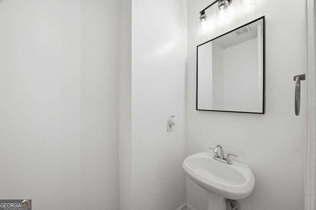 584 Windsor Street SW, Atlanta, GA 30312