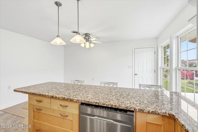 8 Seville Place, Toms River, NJ 08757