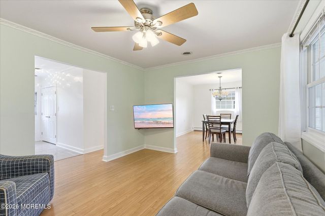 8 Seville Place, Toms River, NJ 08757