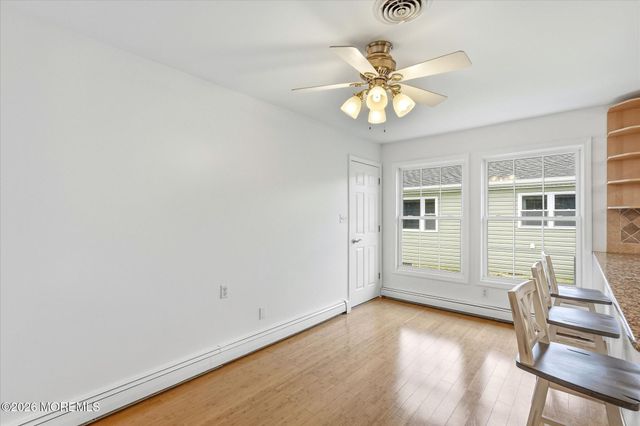 8 Seville Place, Toms River, NJ 08757
