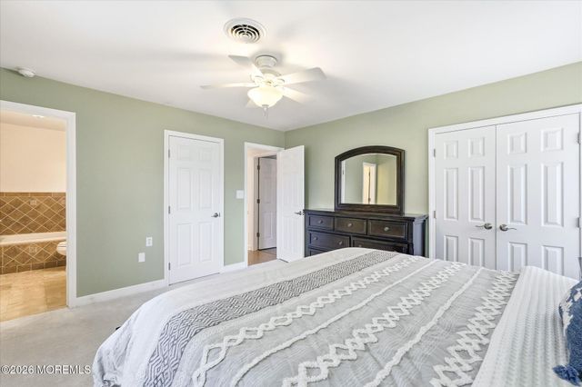 8 Seville Place, Toms River, NJ 08757