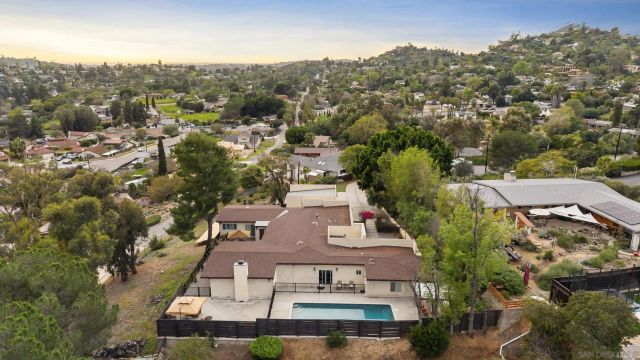 4214 Bobbie Ln, La Mesa, CA 91941