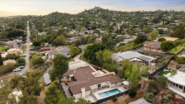 4214 Bobbie Ln, La Mesa, CA 91941