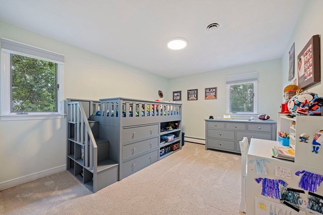 42 Eisenhower Dr, Sharon, MA 02067