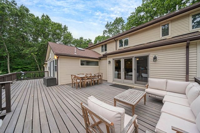 42 Eisenhower Dr, Sharon, MA 02067
