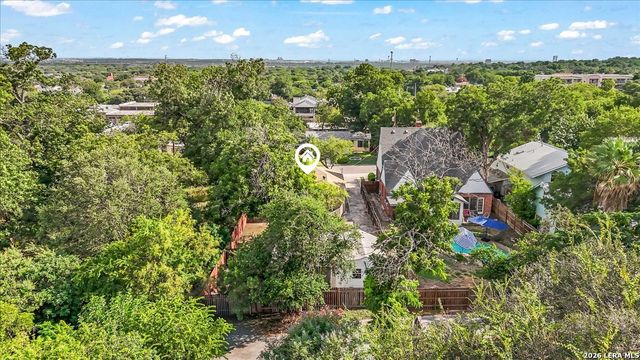 132 Vassar, San Antonio, TX 78212