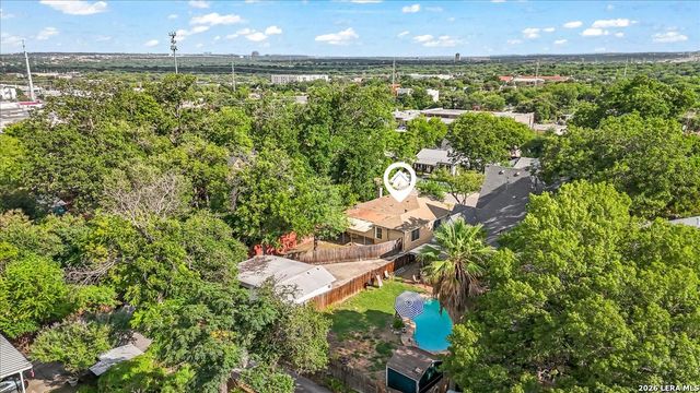 132 Vassar, San Antonio, TX 78212
