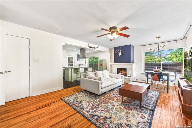 132 Vassar, San Antonio, TX 78212