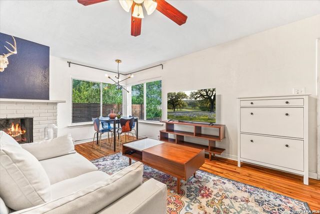 132 Vassar, San Antonio, TX 78212