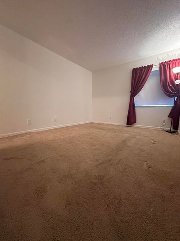 750 Burgundy P, Delray Beach, FL 33484