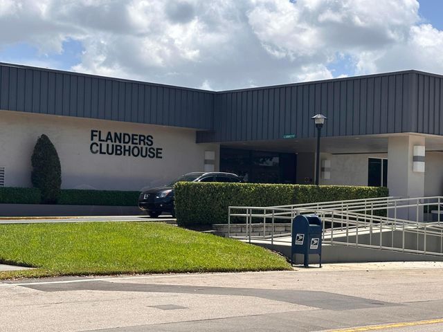 750 Burgundy P, Delray Beach, FL 33484