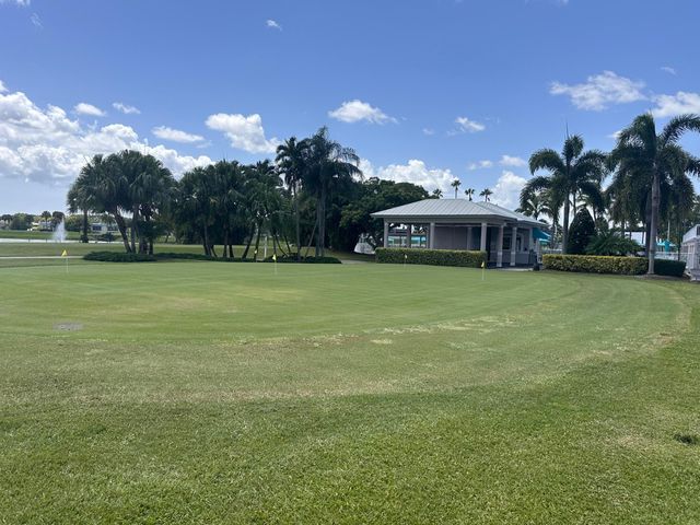 750 Burgundy P, Delray Beach, FL 33484