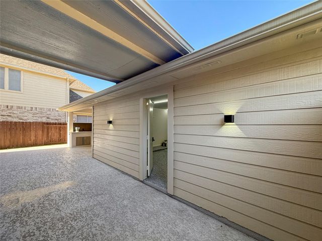 3218 Enclave Lane, Houston, TX 77077