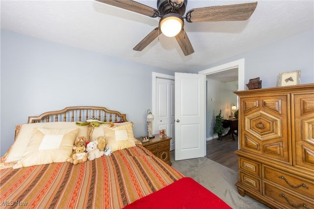 1366 E Twinsburg Road, Macedonia, OH 44056