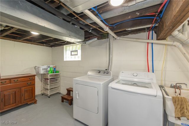 1366 E Twinsburg Road, Macedonia, OH 44056