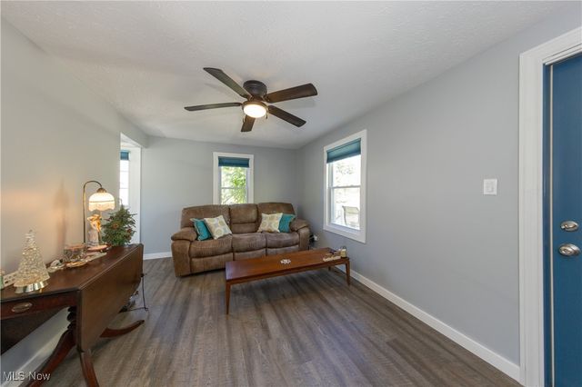 1366 E Twinsburg Road, Macedonia, OH 44056