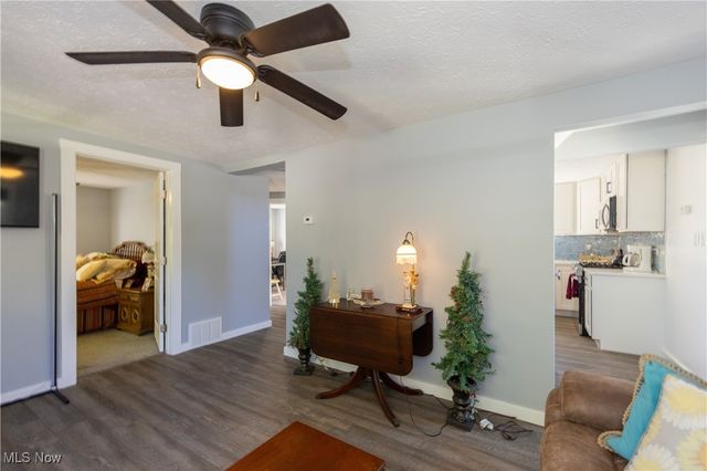 1366 E Twinsburg Road, Macedonia, OH 44056