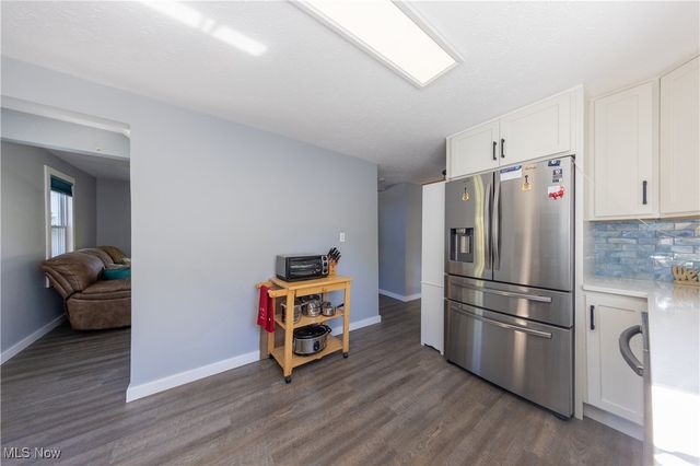 1366 E Twinsburg Road, Macedonia, OH 44056