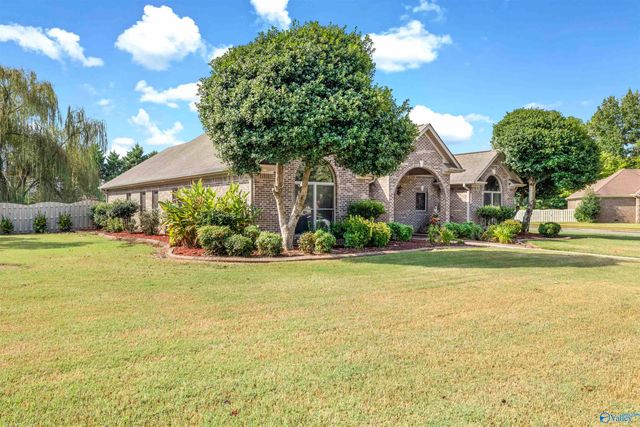 135 Fenwick Place, Harvest, AL 35749