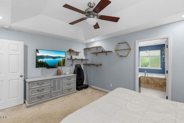 101 Aberdeen Lane, Eagle Point, OR 97524