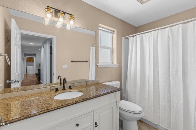 101 Aberdeen Lane, Eagle Point, OR 97524